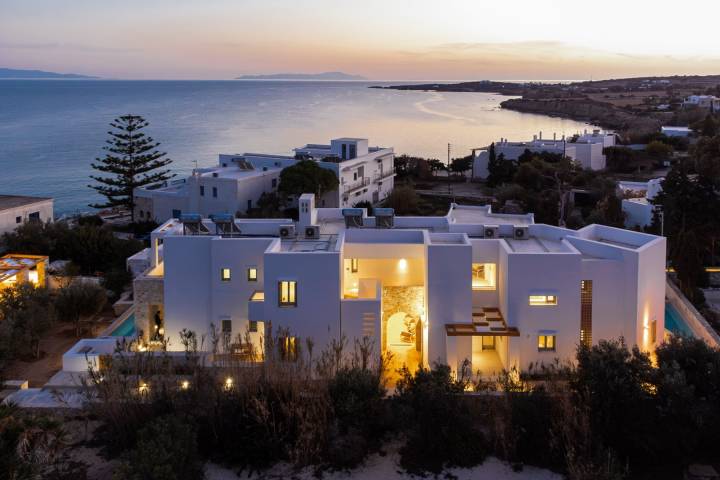 Location - Triotissa Local Living Residences - Dryos Paros